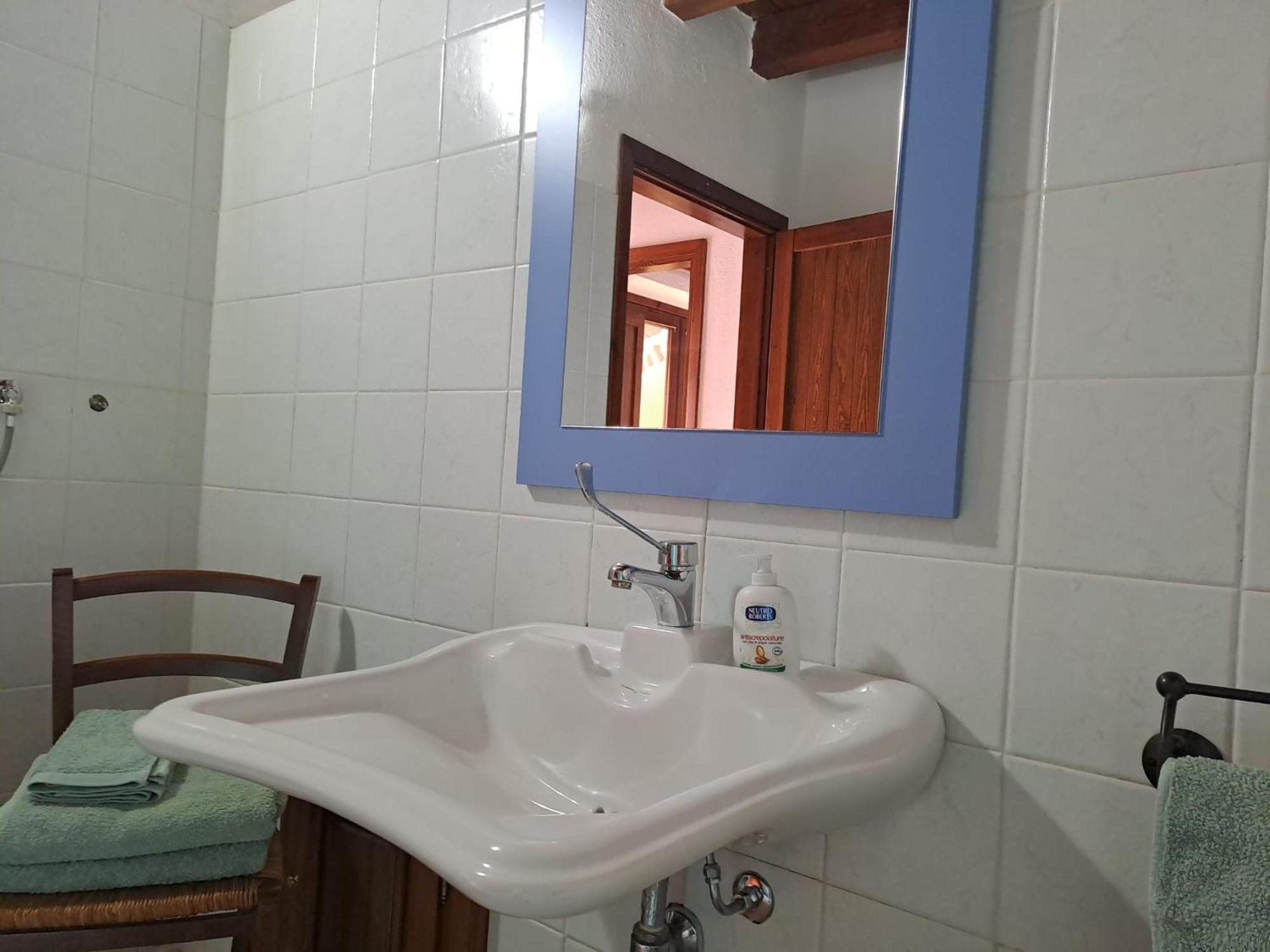 B&B S'Omu Antiga Nureci Экстерьер фото