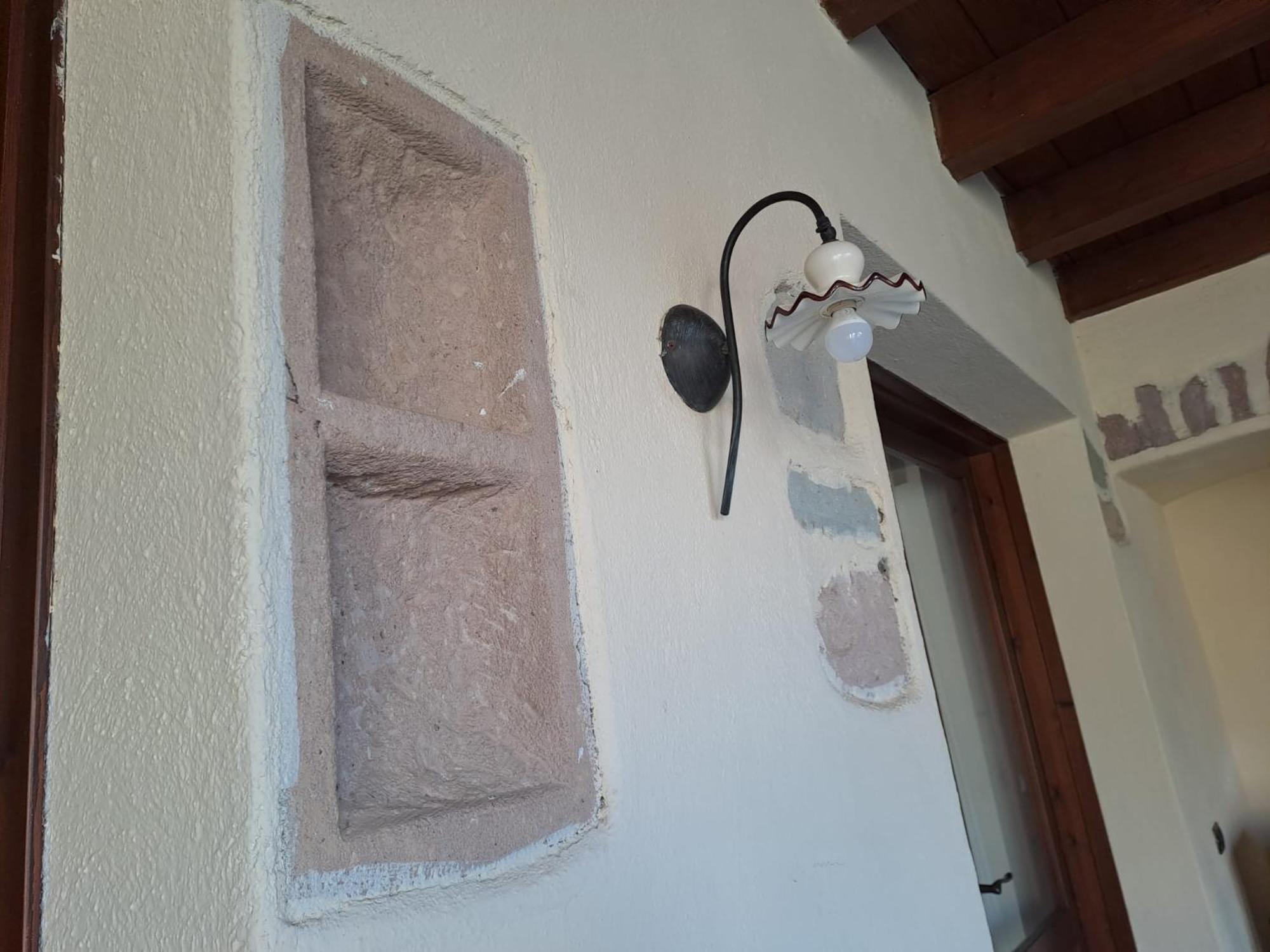B&B S'Omu Antiga Nureci Экстерьер фото